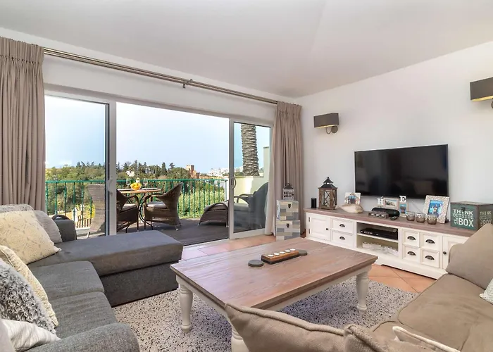 Townhouse 12 With Amazing Sea Views *
