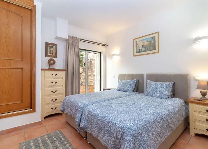 Townhouse 12 With Amazing Sea Views Hébergement de vacances *