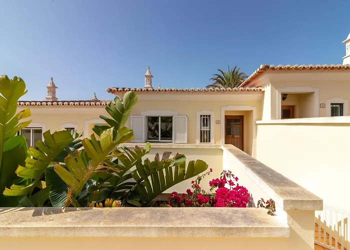 Hébergement de vacances Townhouse 12 With Amazing Sea Views